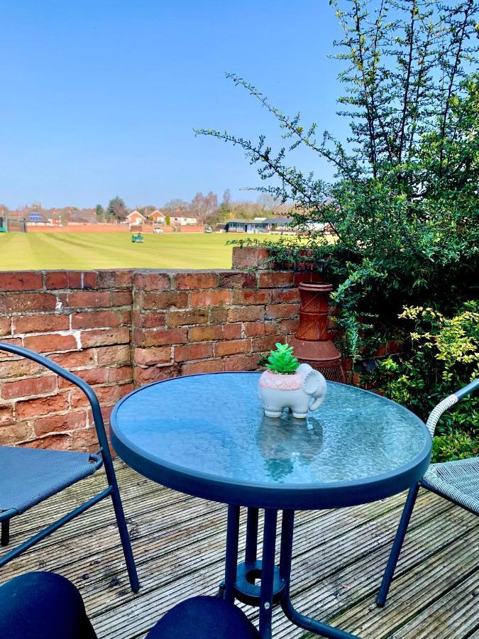 Contemporary 2 Bedroom Victorian Town House - Sleeps Up To 6 Kimberley (Nottinghamshire) Exterior foto